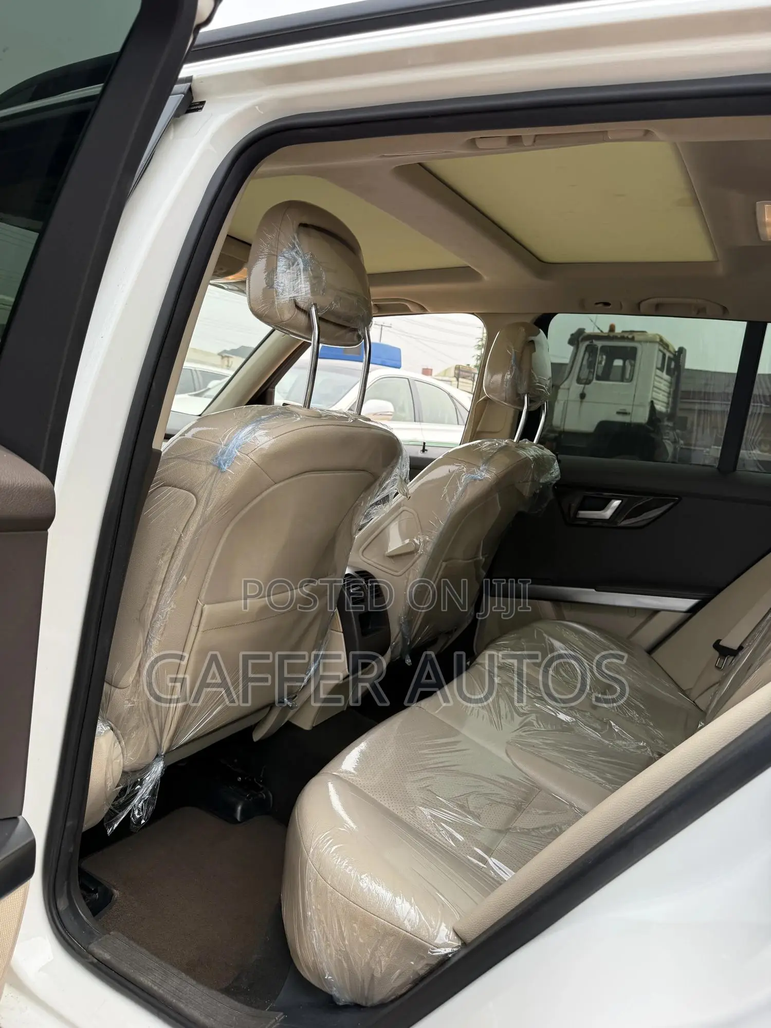 Mercedes-Benz GLK-Class 350 4MATIC 2014 White