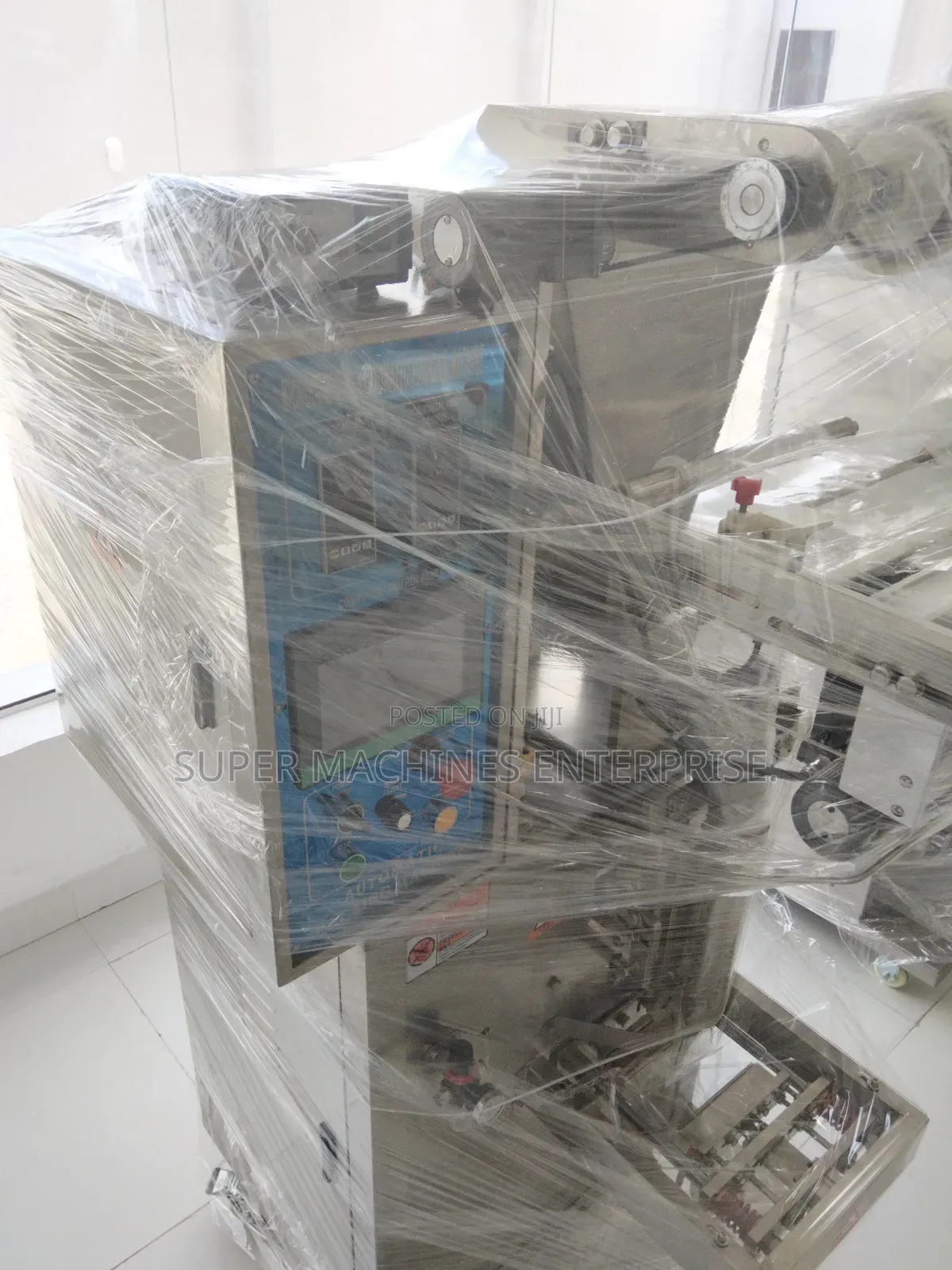 Powder Packaging Machine With Auto Loader and Conveyor