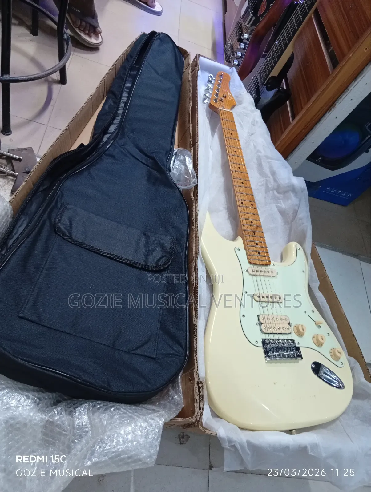 Light Green Seviliana Electric Lead Guitar