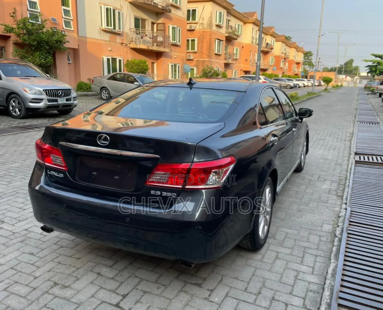 Lexus ES 350 2011 Gray