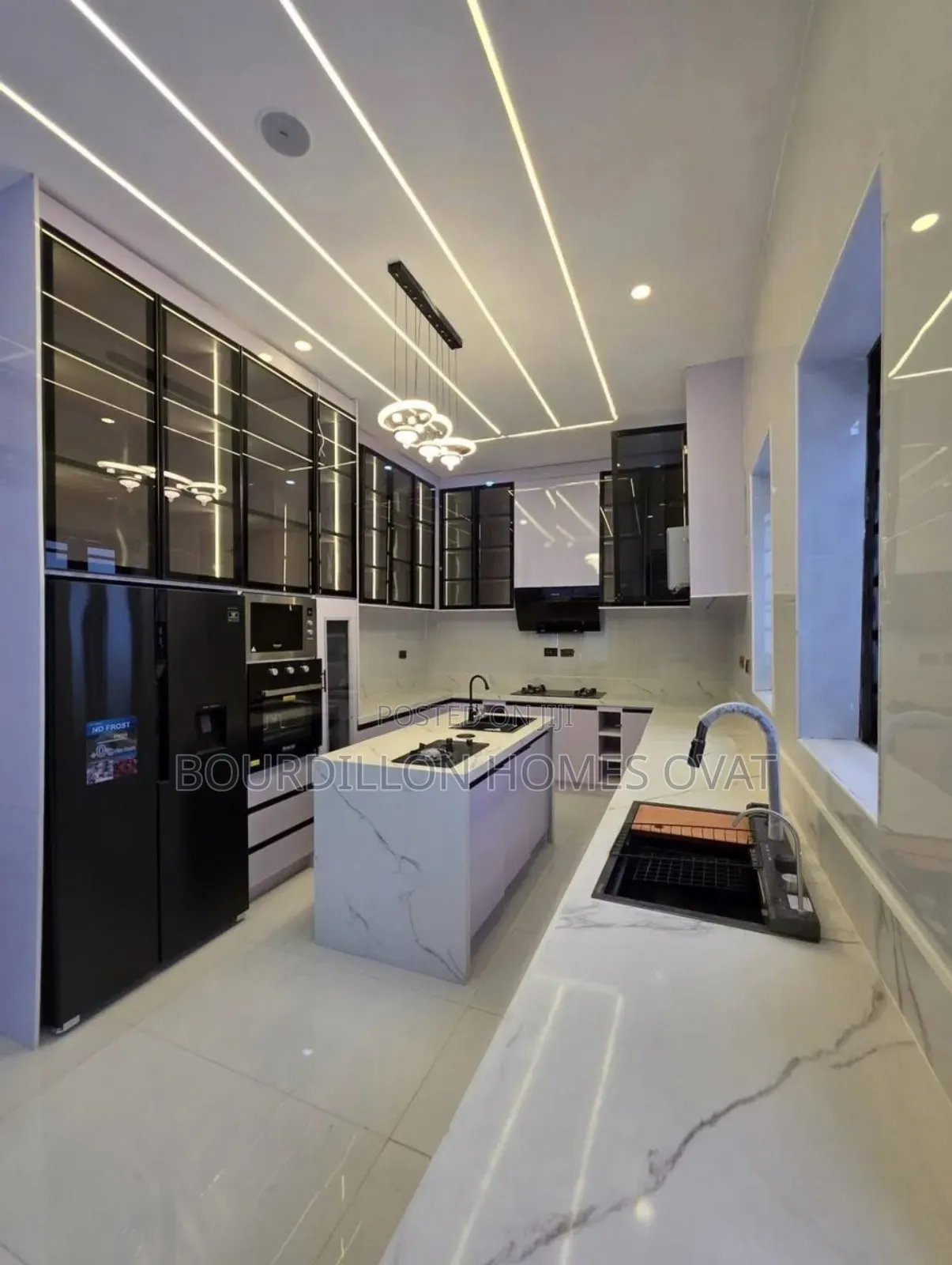 5bdrm Duplex in Lekki Second Toll for sale