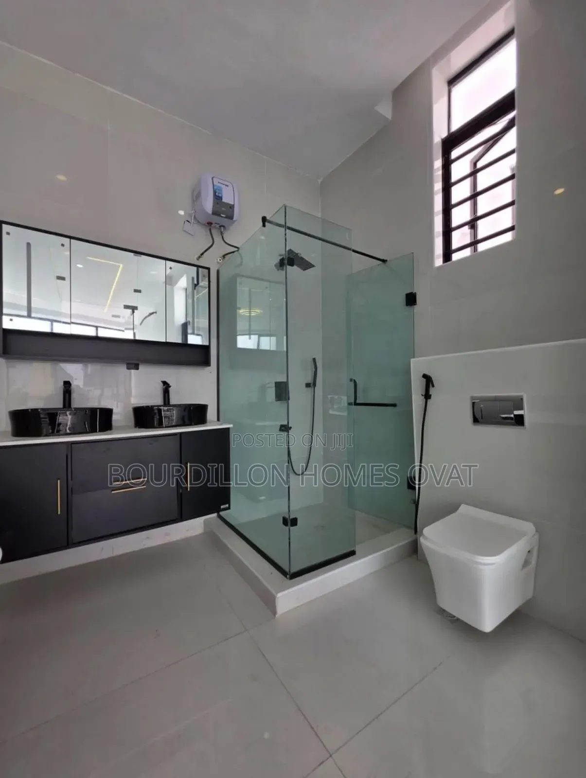 5bdrm Duplex in Lekki Second Toll for sale