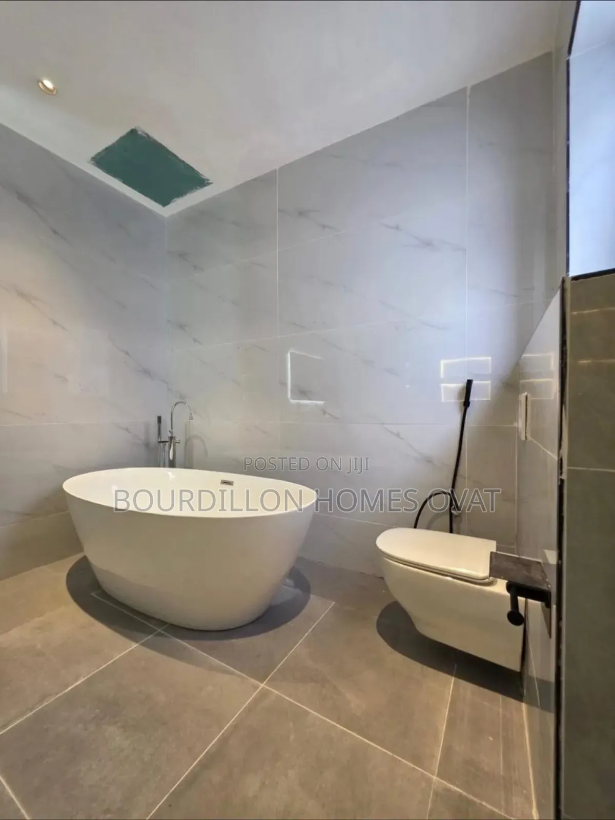 5bdrm Duplex in Lekki Phase 1 for sale