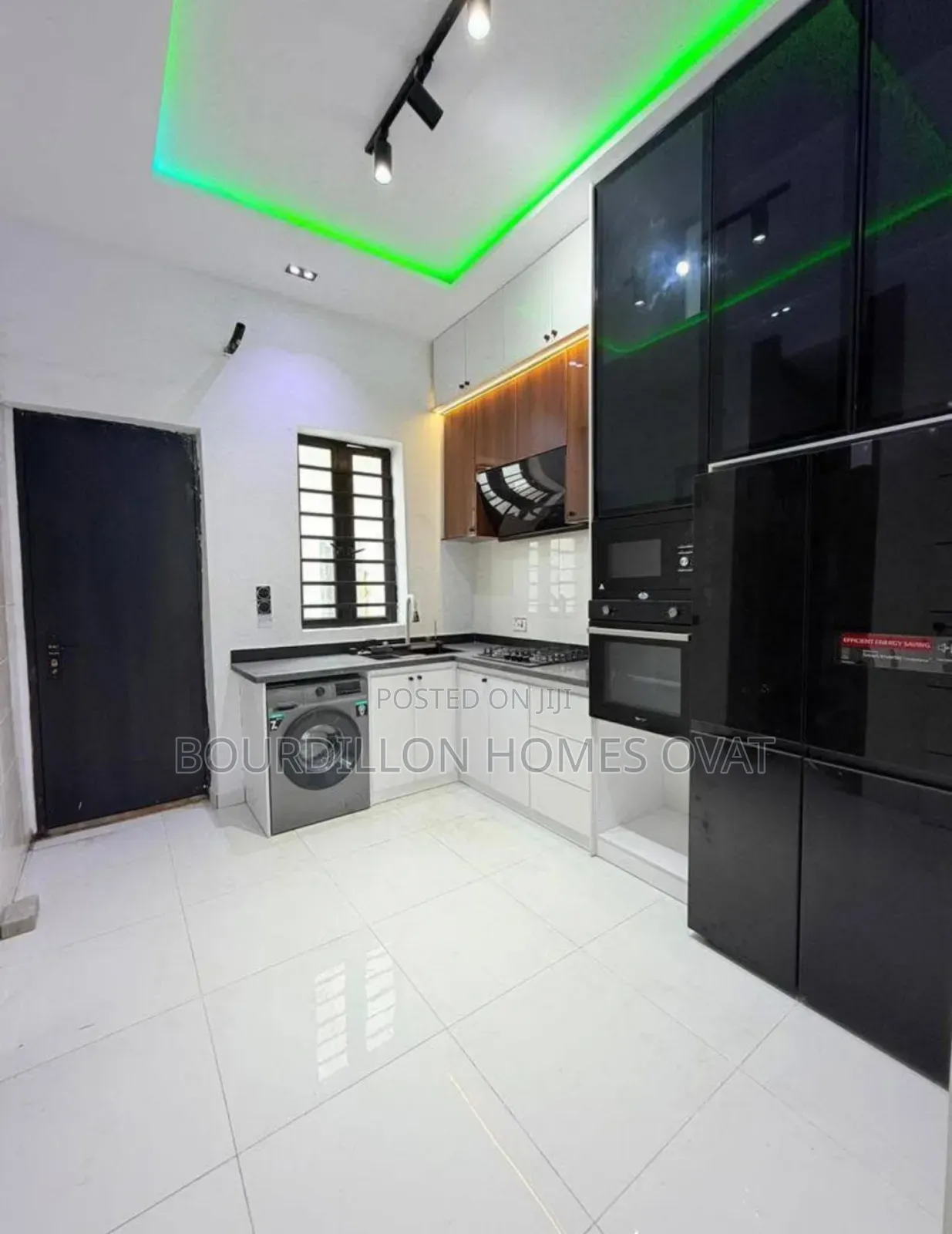 4bdrm Duplex in Ikota Lekki Lagos for sale