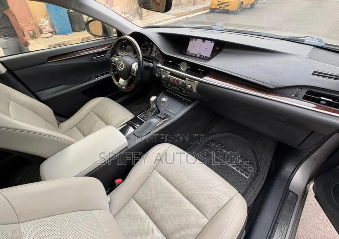 Lexus ES 350 FWD 2016 Gray