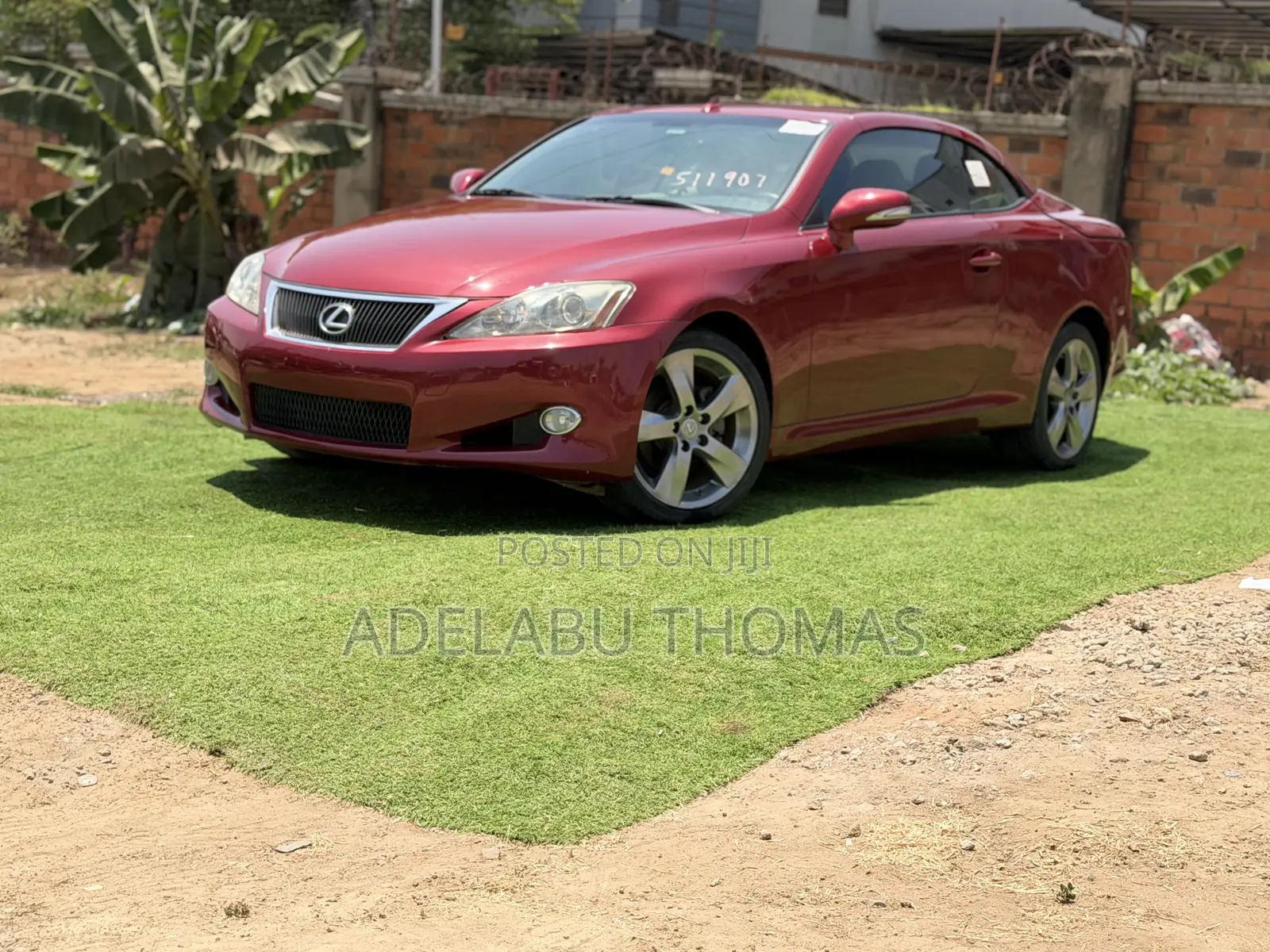 Lexus IS 250 C 2011 Red