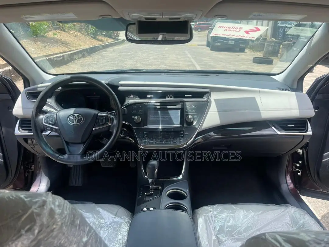 Toyota Avalon XLE Premium 4dr Sedan (3.5L 6cyl 6A) 2015 Maroon