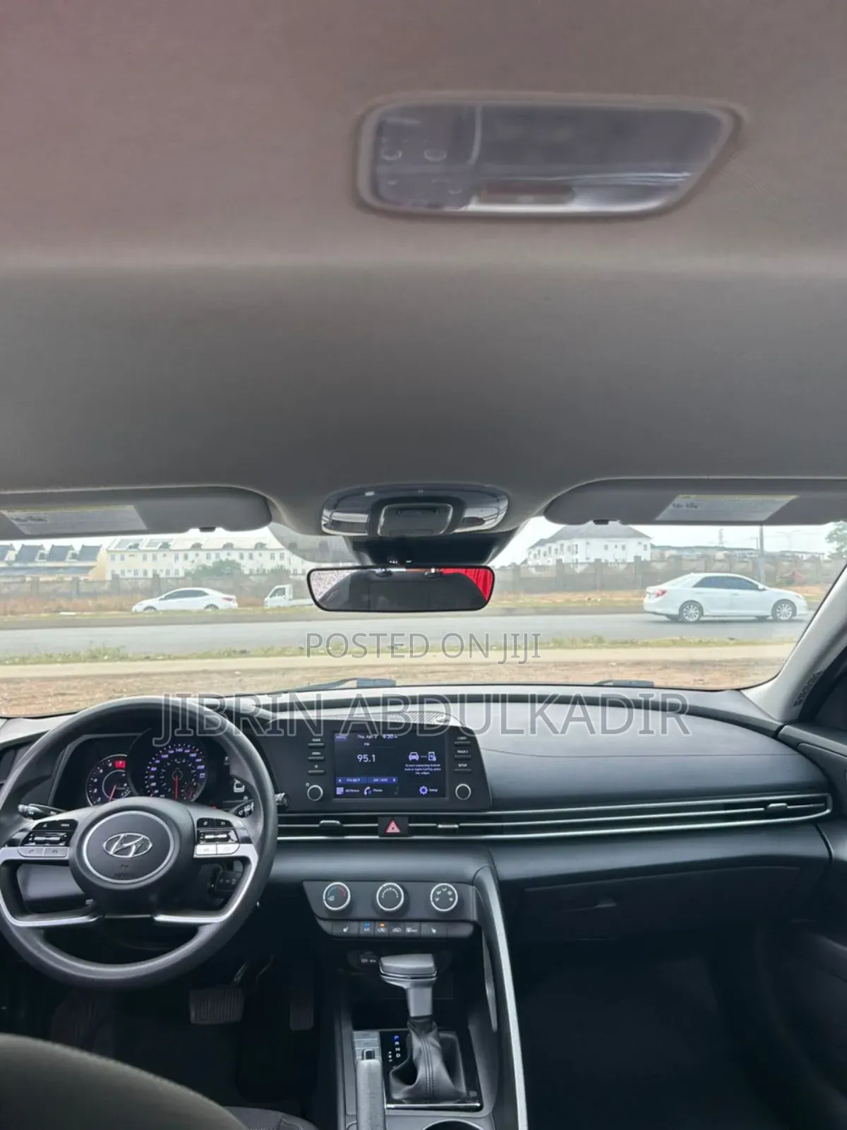 Hyundai Elantra SE 2022 White