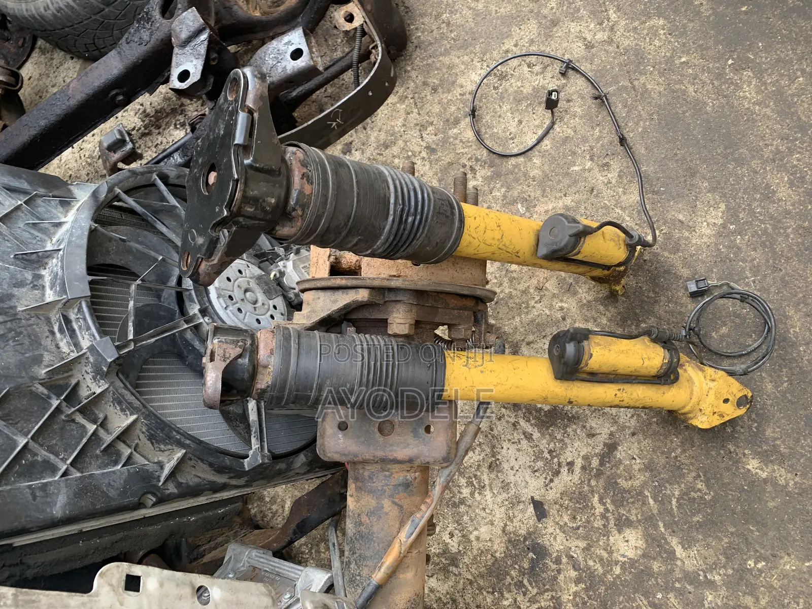 Grand Cherokee Back Shock 2016 to 2020