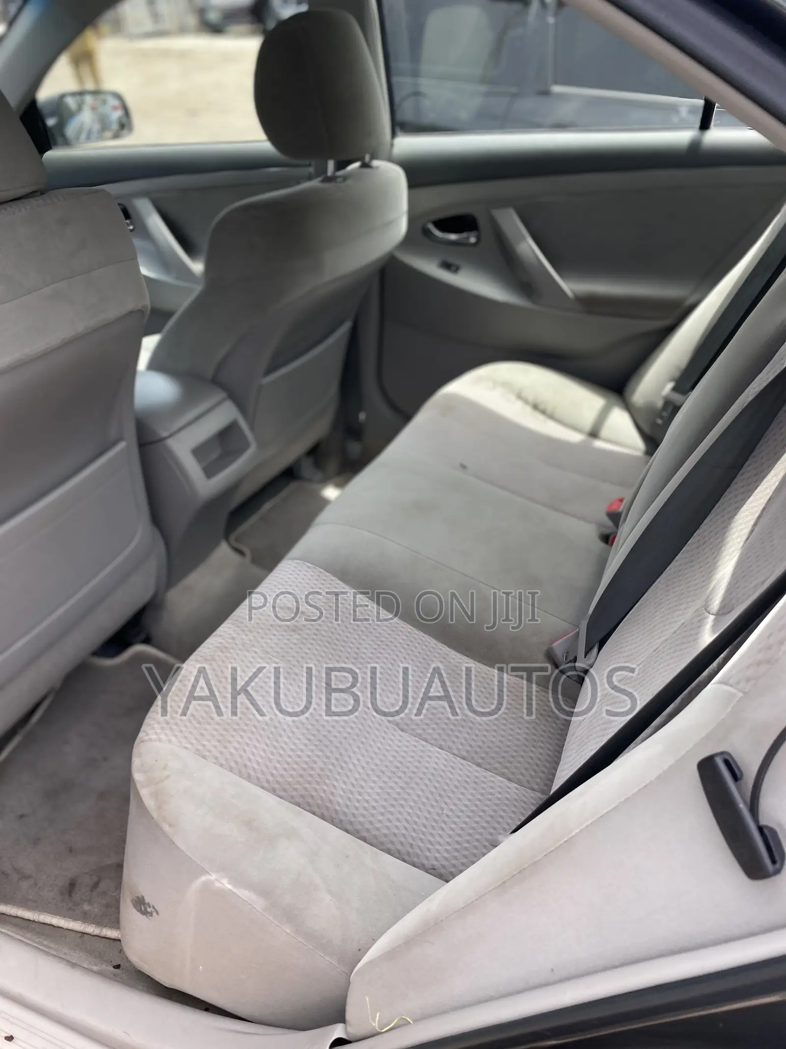 Toyota Camry 2010 Gray