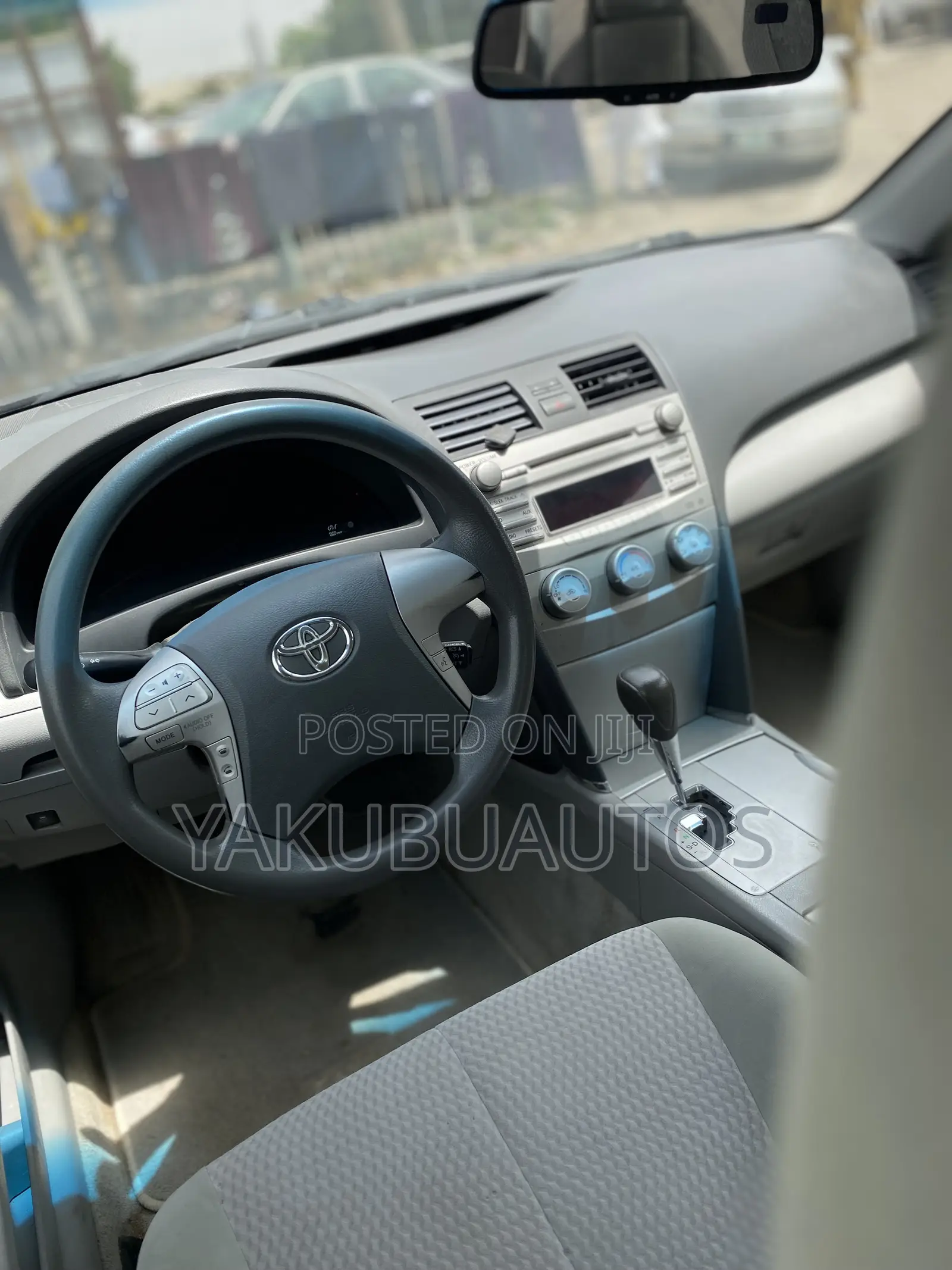 Toyota Camry 2010 Gray