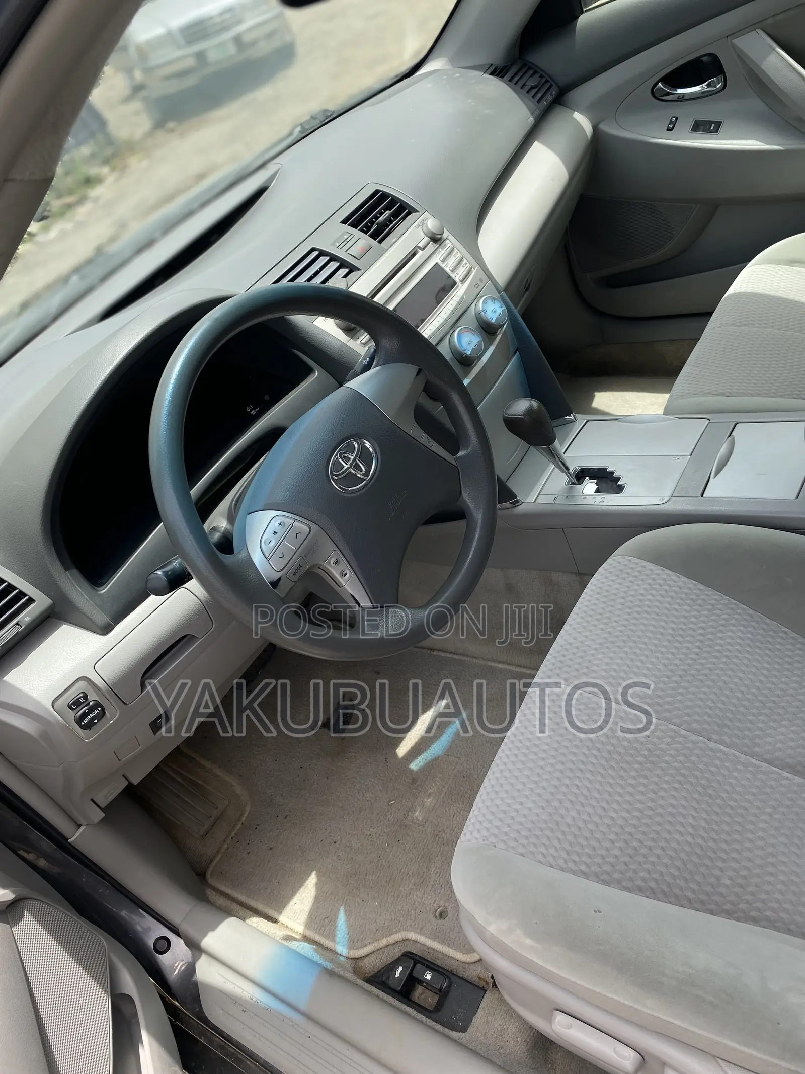 Toyota Camry 2010 Gray