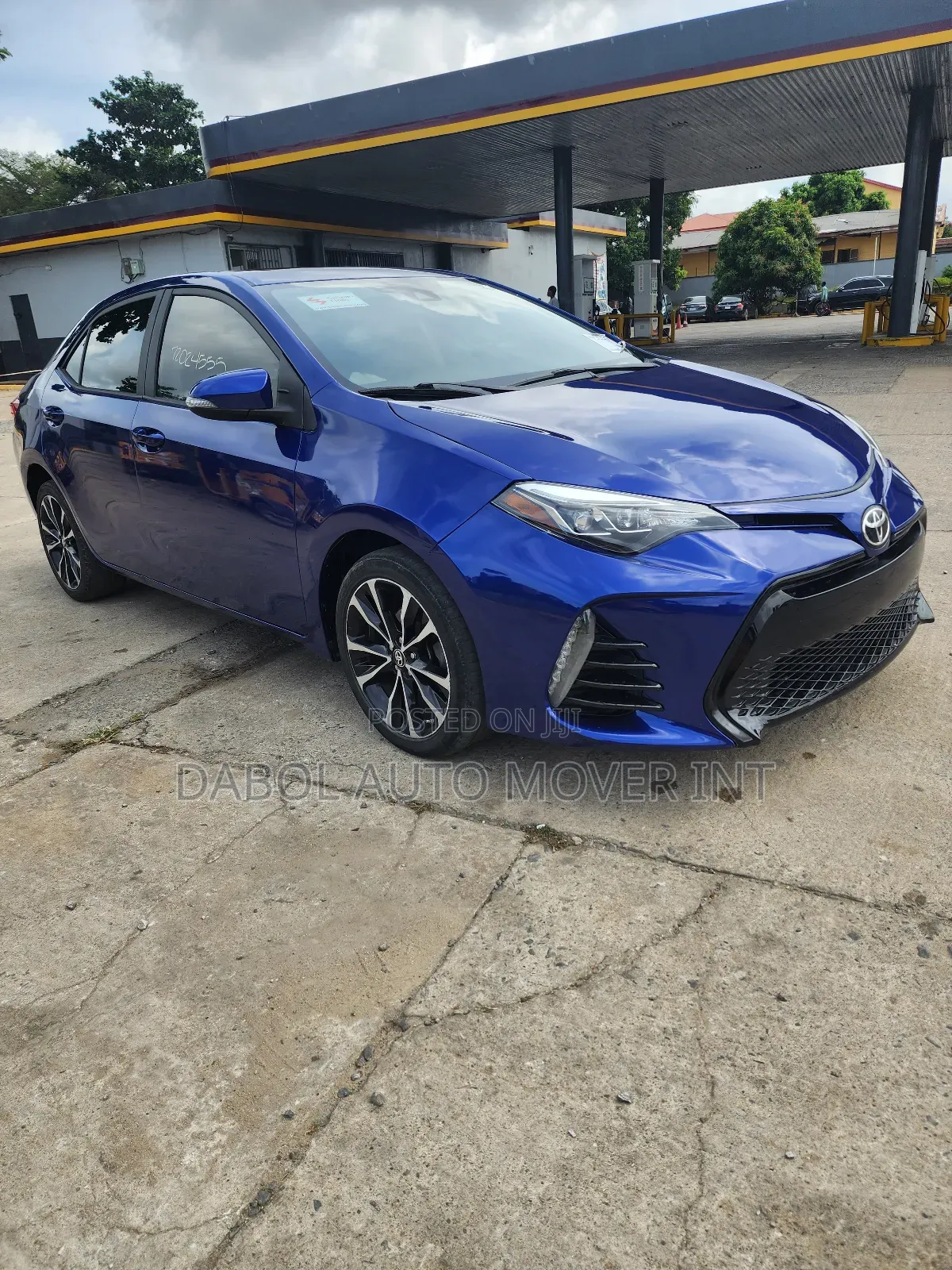 Toyota Corolla SE (1.8L 4cyl 6M) 2019 Blue