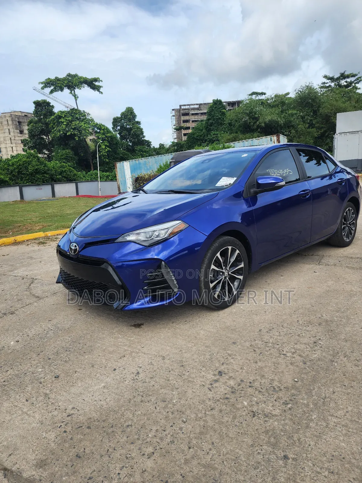 Toyota Corolla SE (1.8L 4cyl 6M) 2019 Blue