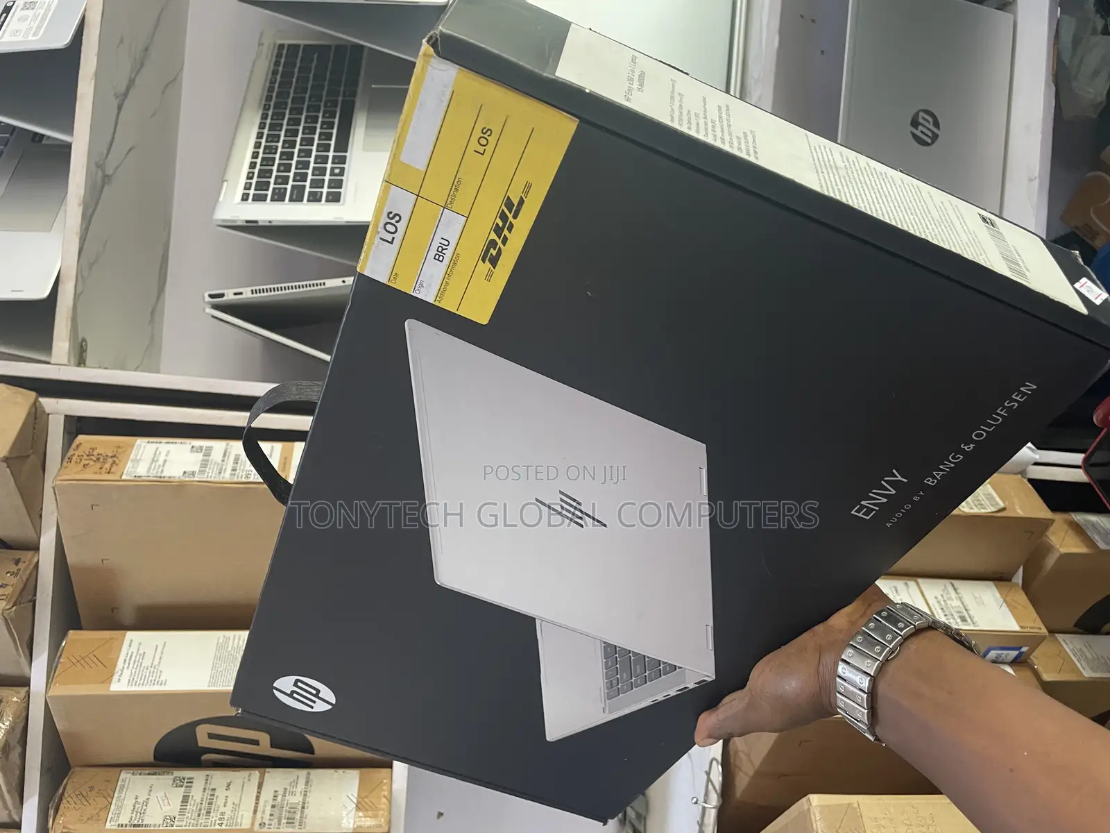 New Laptop HP 15-fd1020ns 16GB Intel Core i7 SSD 512GB