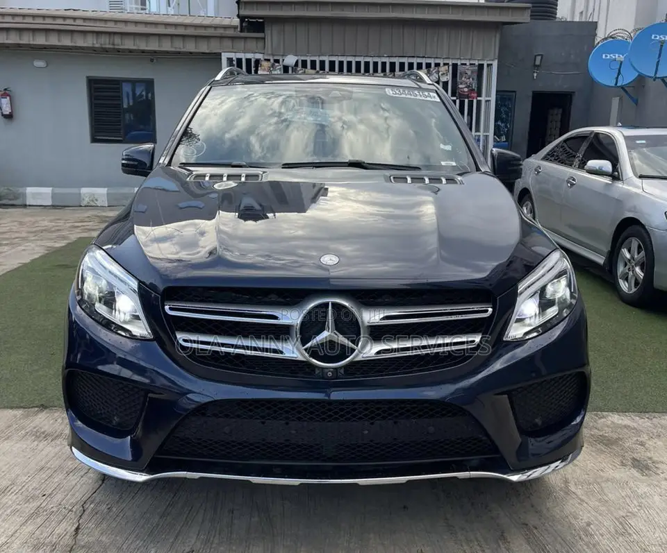 Mercedes-Benz GLE-Class 2017 Blue
