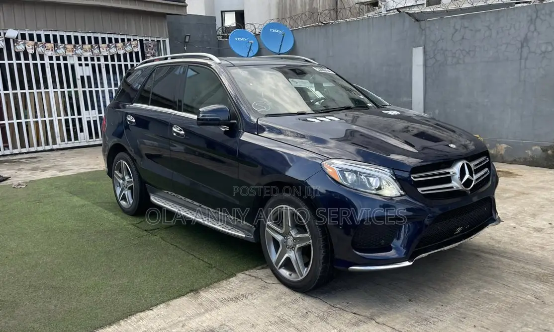 Mercedes-Benz GLE-Class 2017 Blue
