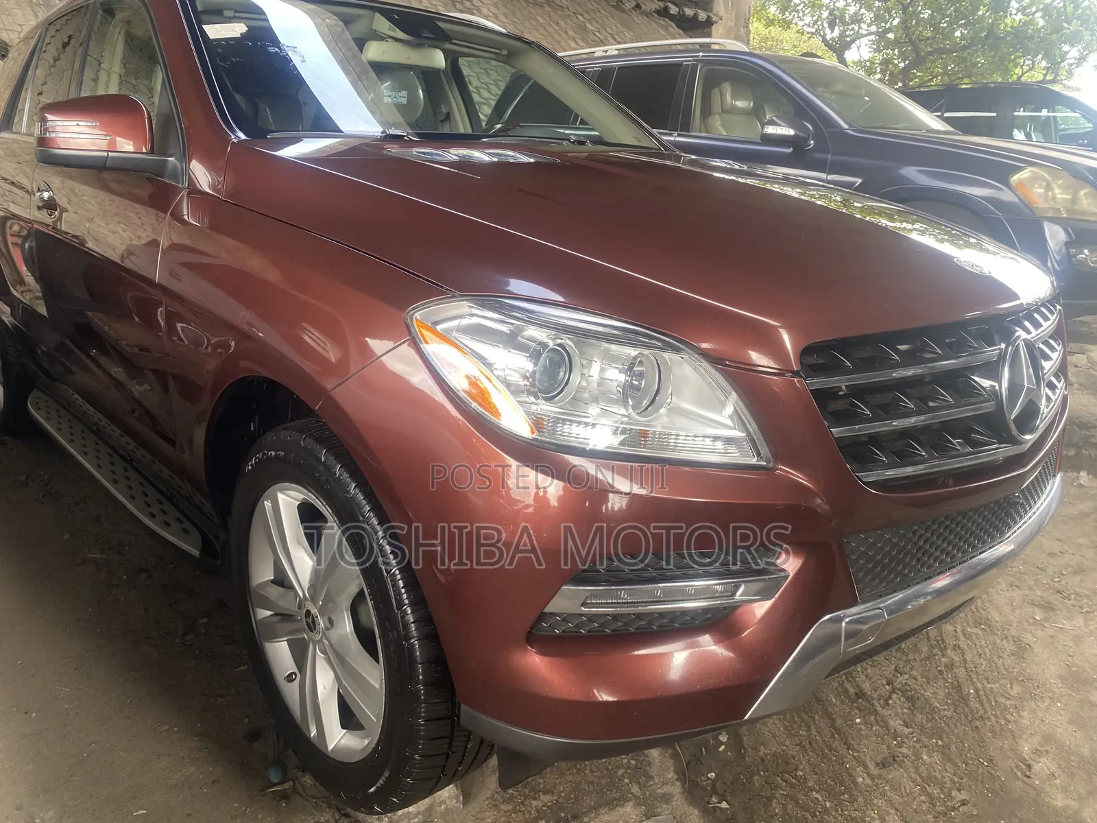 Mercedes-Benz M Class ML350 4MATIC 4dr SUV AWD (3.5L 6cyl 7A) 2015 Red