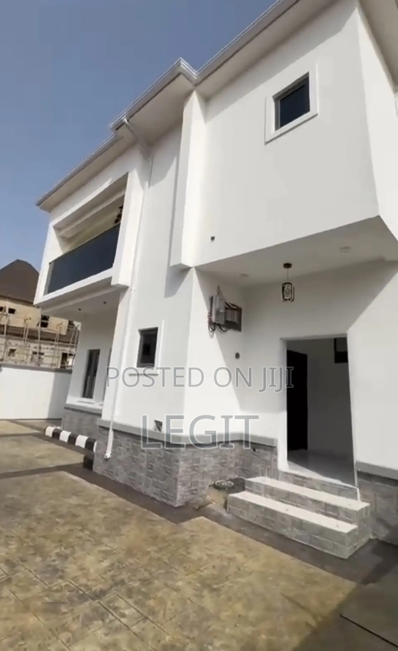 4bdrm Duplex in Lugbe District for sale