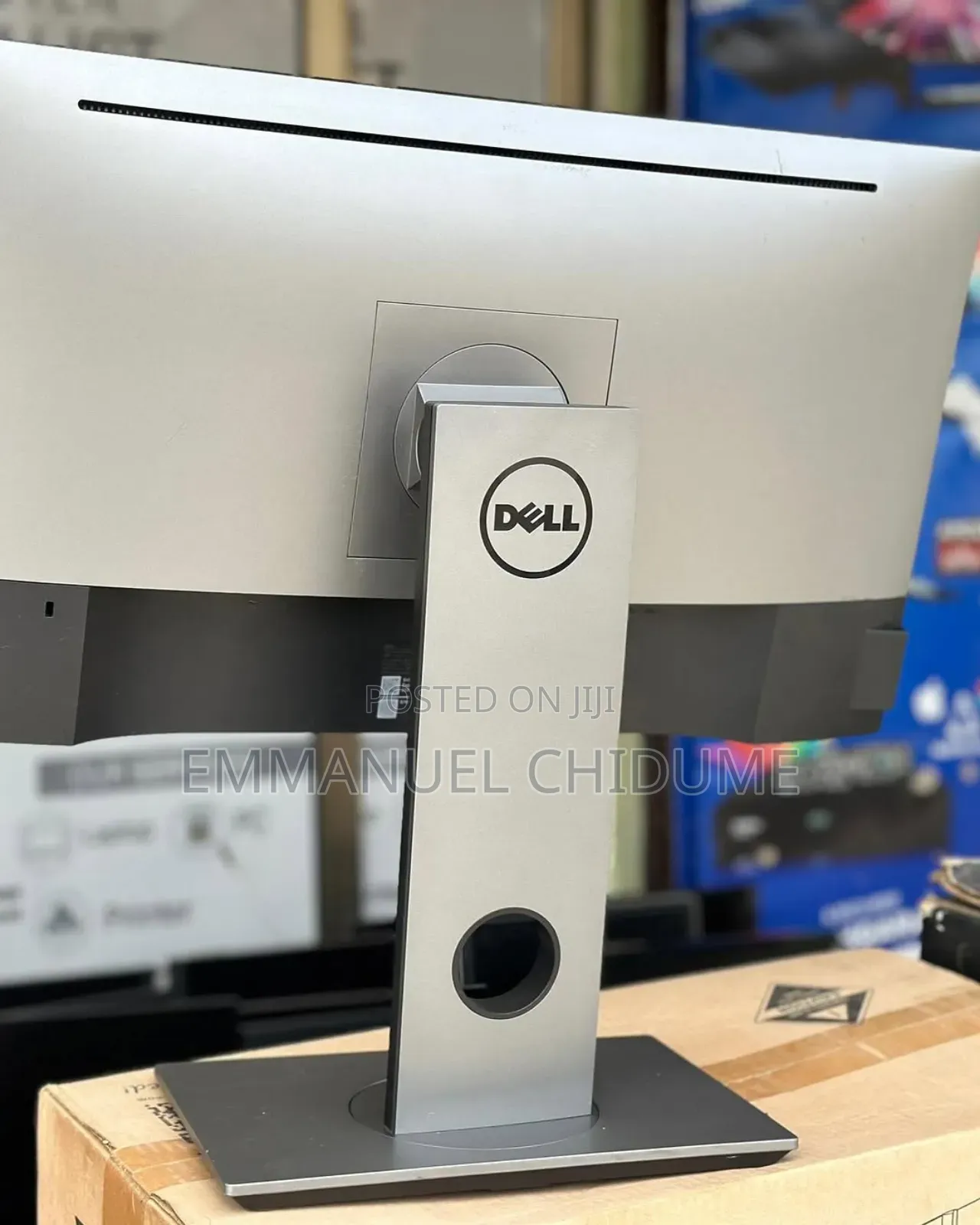24 Inches Ips Dell Flameless Monitor