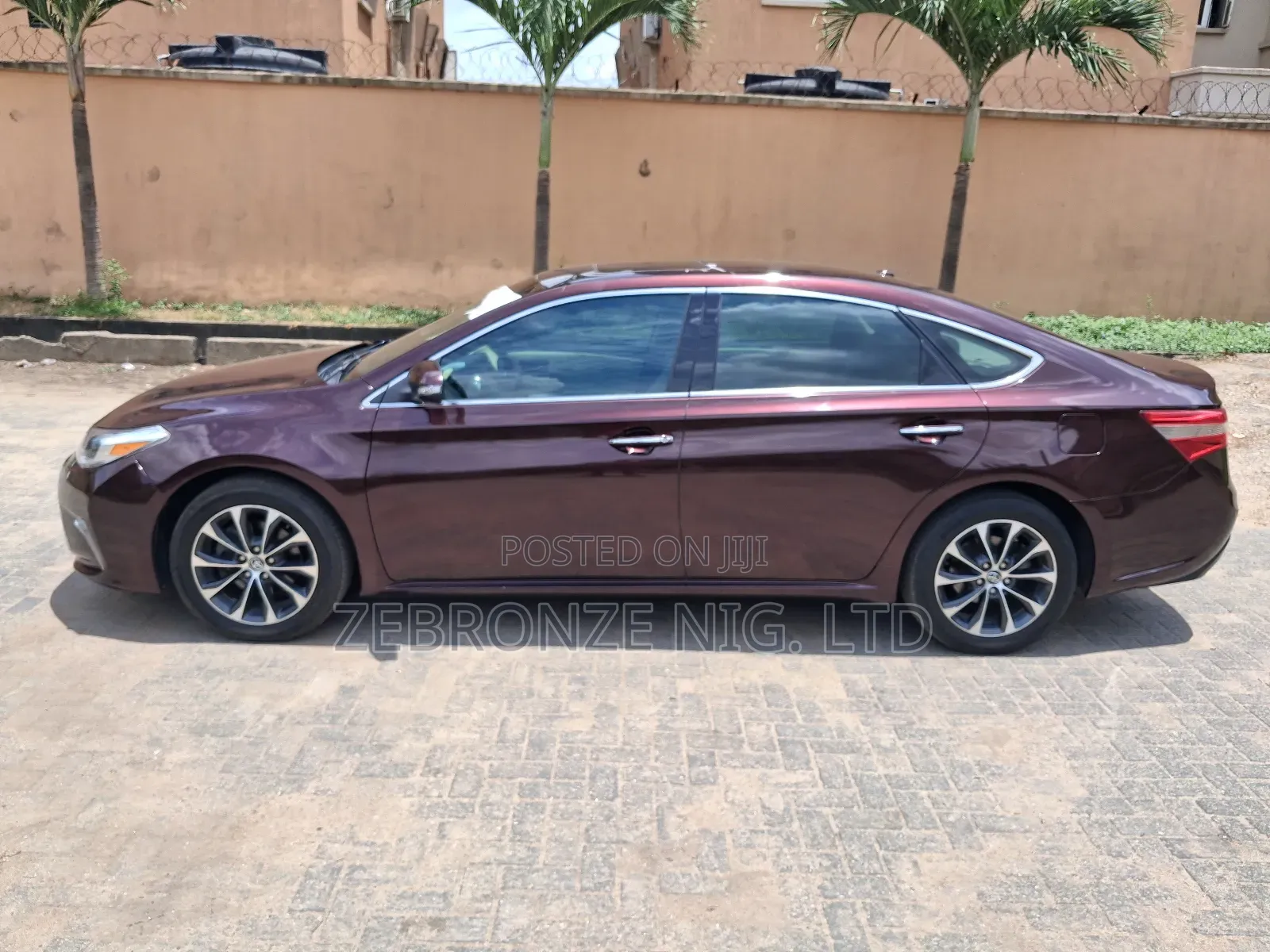 Toyota Avalon XLE 4dr Sedan (3.5L 6cyl 6A) 2014 Red