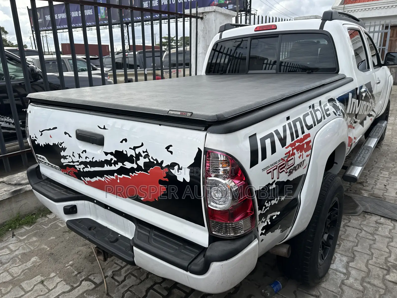 Toyota Tacoma Double Cab 4x4 4.0L V6 5-Speed Automatic 2013 White