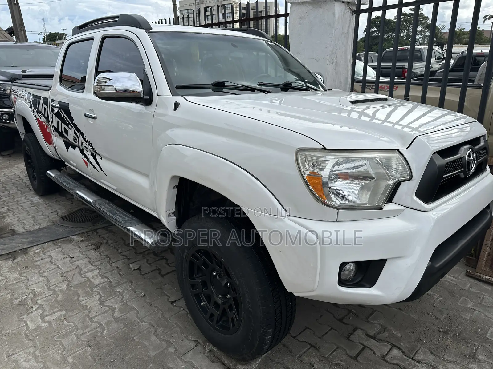 Toyota Tacoma Double Cab 4x4 4.0L V6 5-Speed Automatic 2013 White