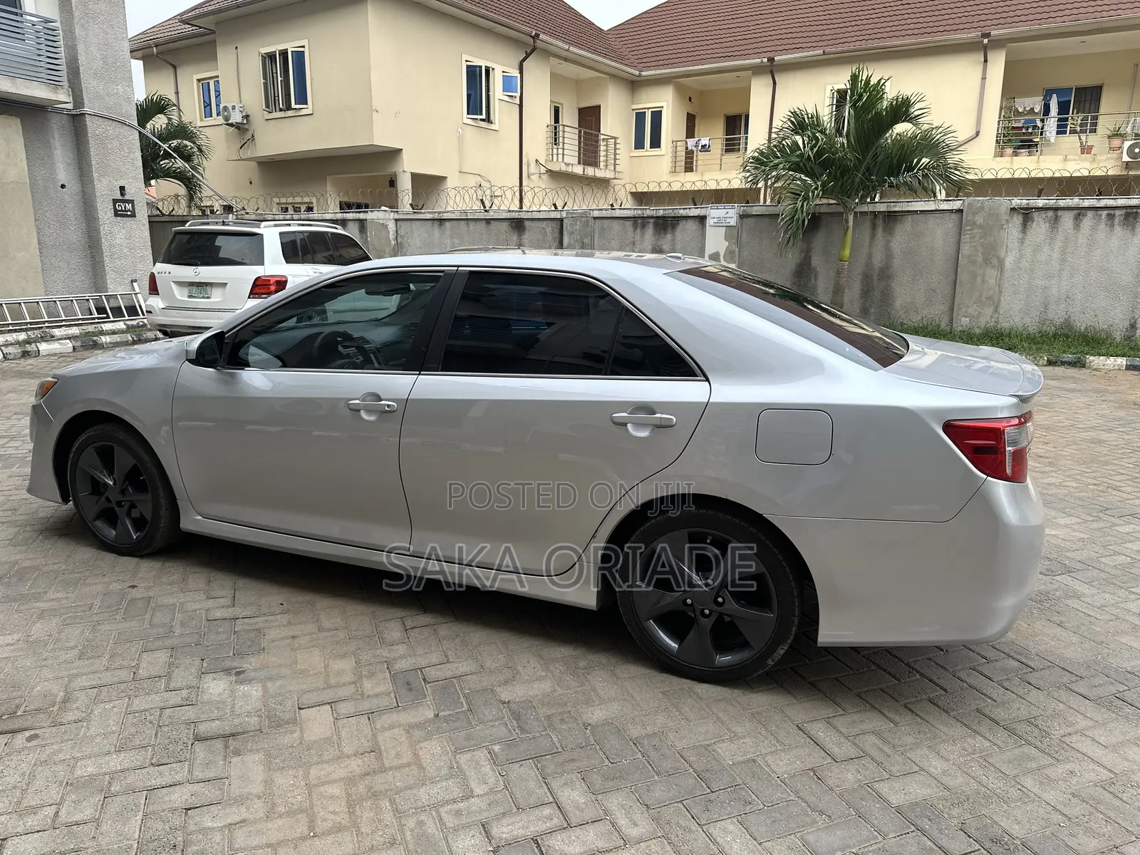 Toyota Camry 2013 Silver