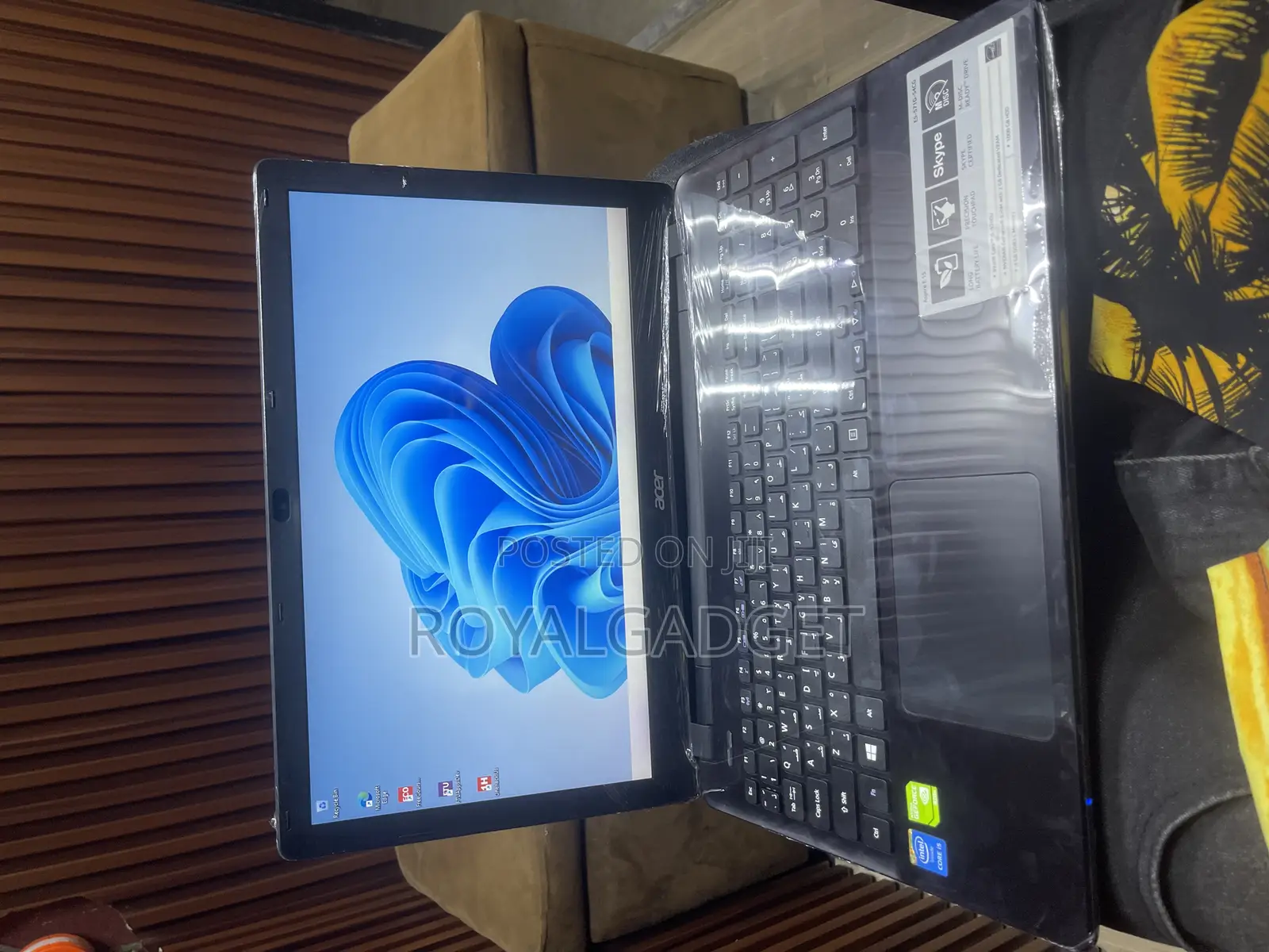 Laptop Acer Aspire E5-471G 4GB Intel Core i5 HDD 320GB