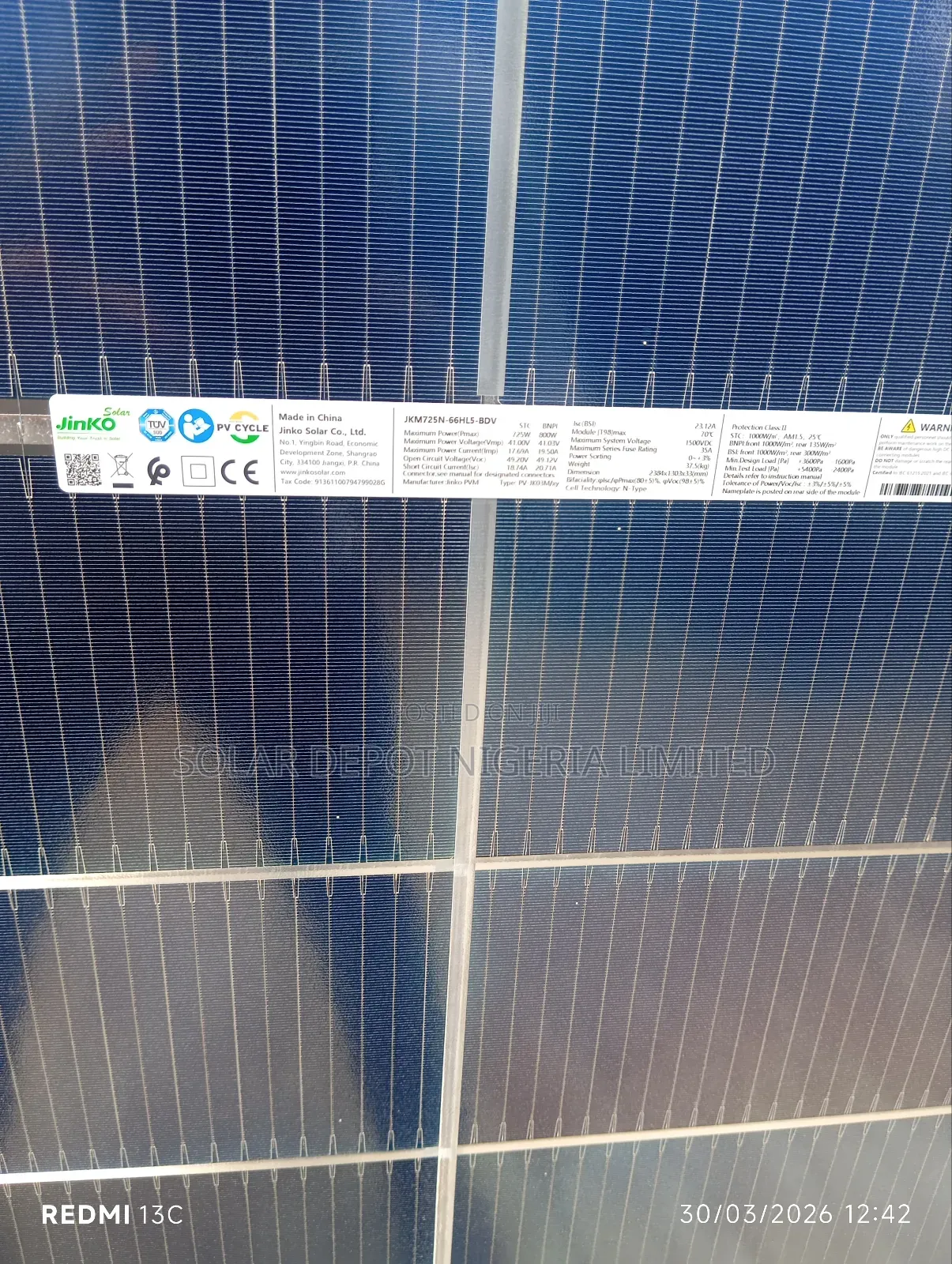 Jinko 725w Bifacial Panel