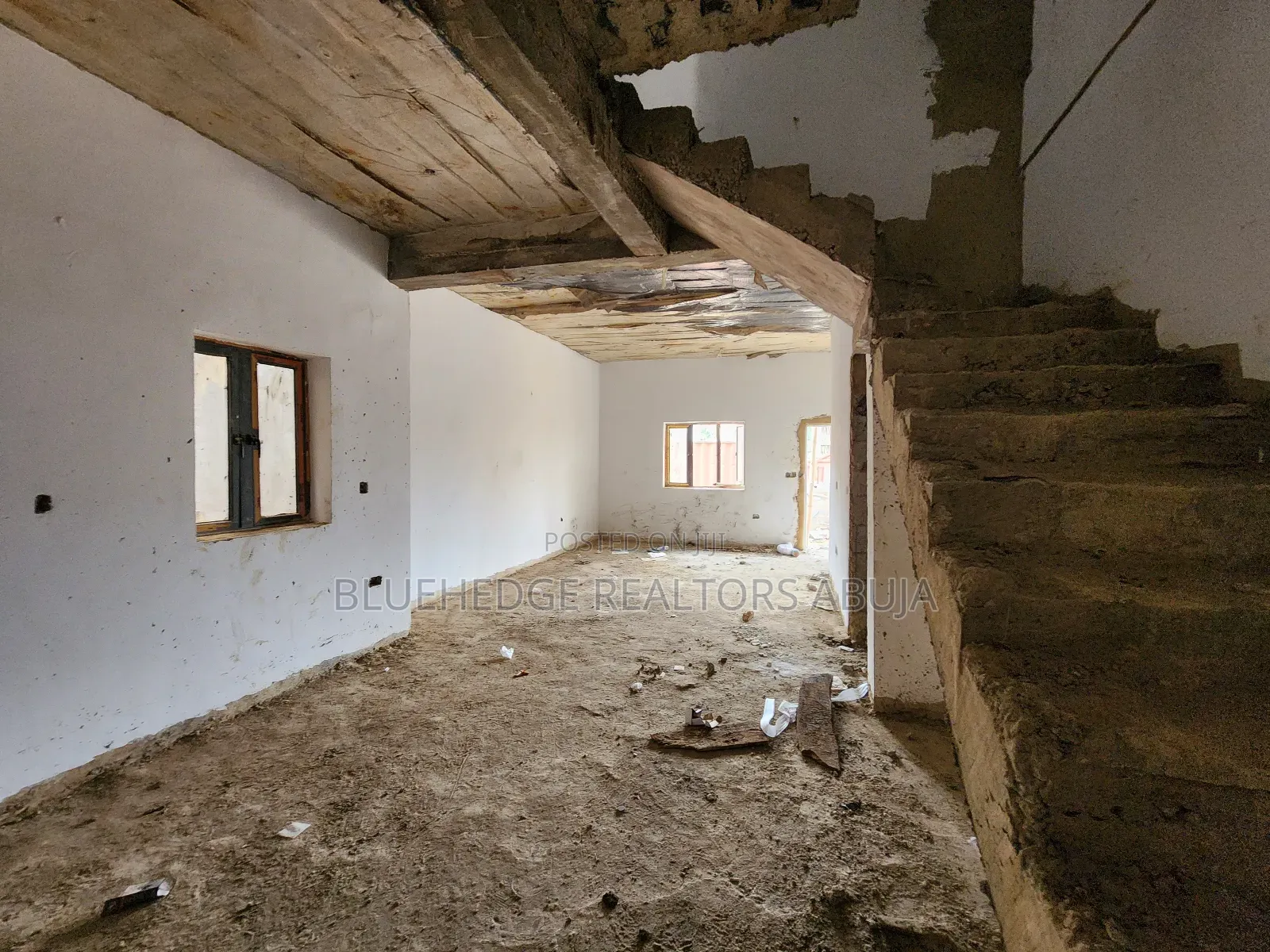 4bdrm Duplex in Dawaki for sale
