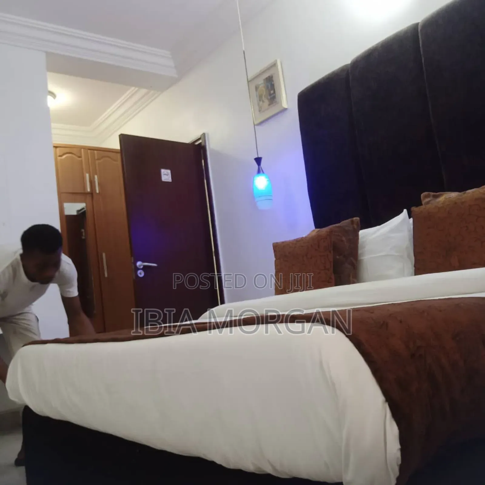 Lux 22 Rooms Apartment Hotel in Shelter Afrique for Sale