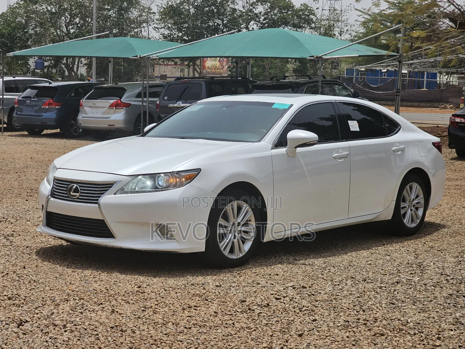Lexus ES 350 FWD 2015 White