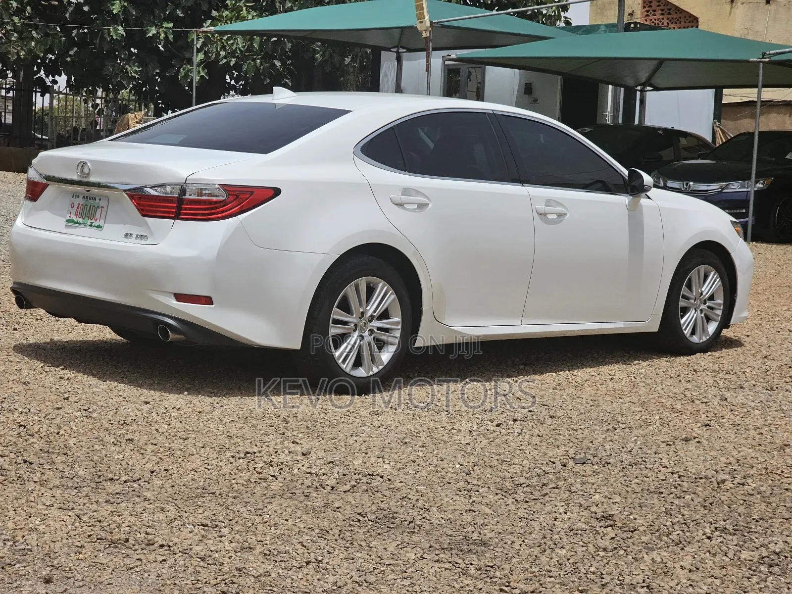 Lexus ES 350 FWD 2015 White