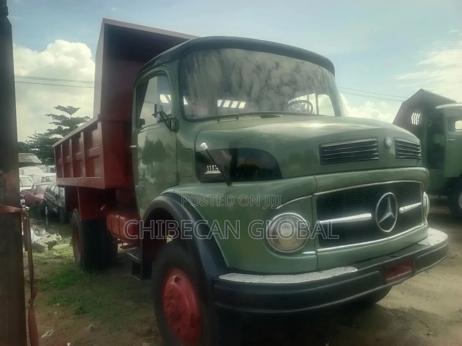 1113 Mercedes Benz Tipper With Auxiliary (Foreign Used) 6 Tyres