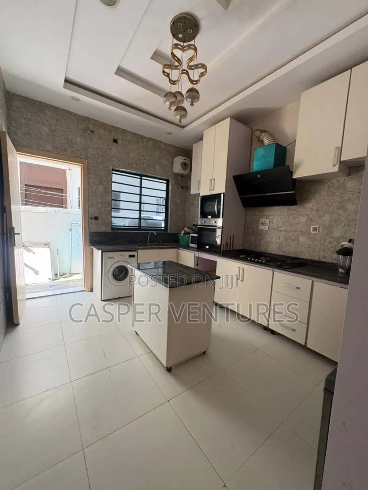 1bdrm Shared Apartment in Ikota Gra for rent