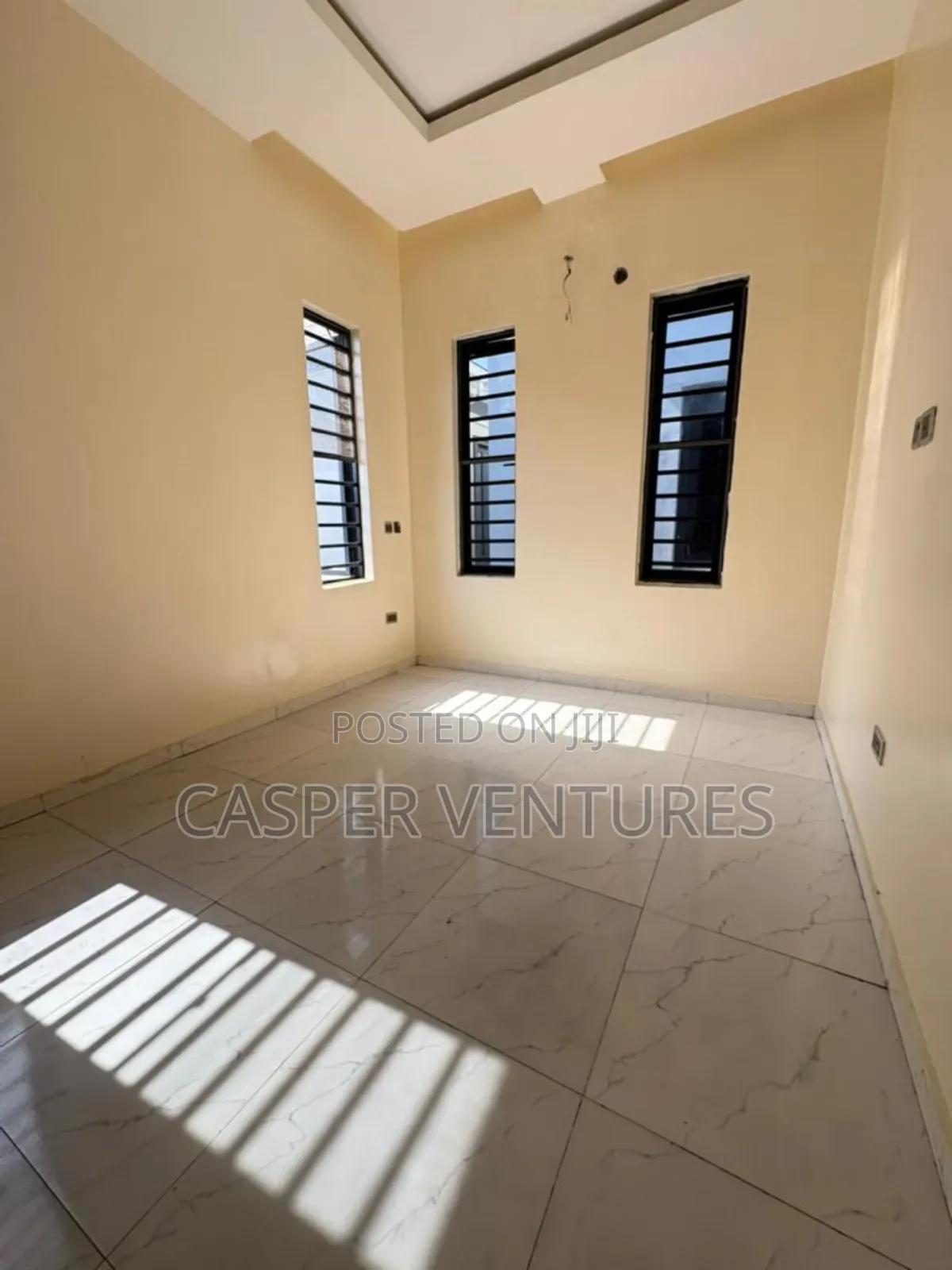 1bdrm Shared Apartment in Ikota Gra for rent
