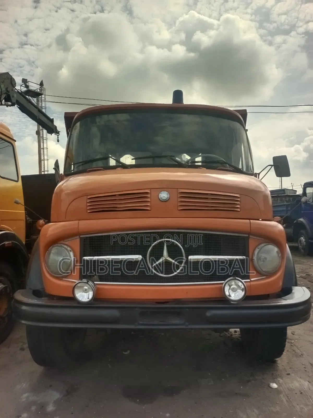 1513 Truck With 6 Tyres, 10 Bolts,(Foreign Used)