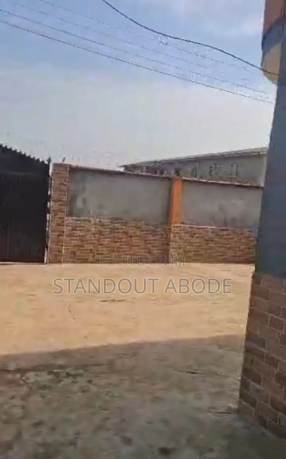 3bdrm Block of Flats in Good Location, Igando / Ikotun/Igando for sale