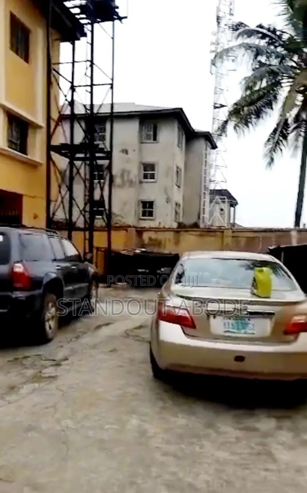 3bdrm Block of Flats in Good Location, Oke-Afa for sale