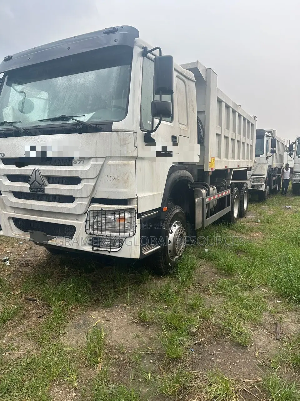 Brand New Howo Tx 371 Tipper 10 Tyres