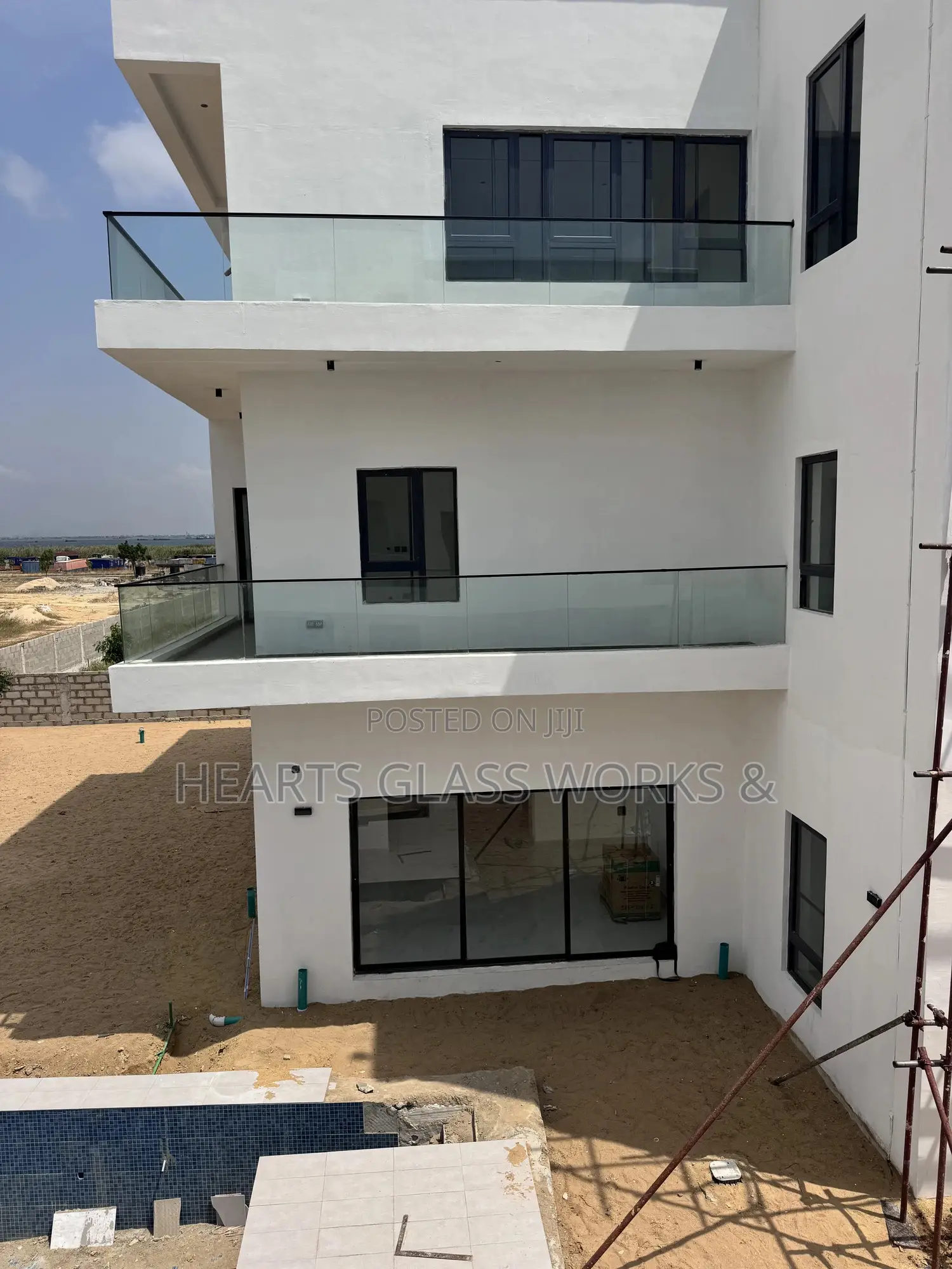 Beauty Without Barriers – Exterior Glass Railings