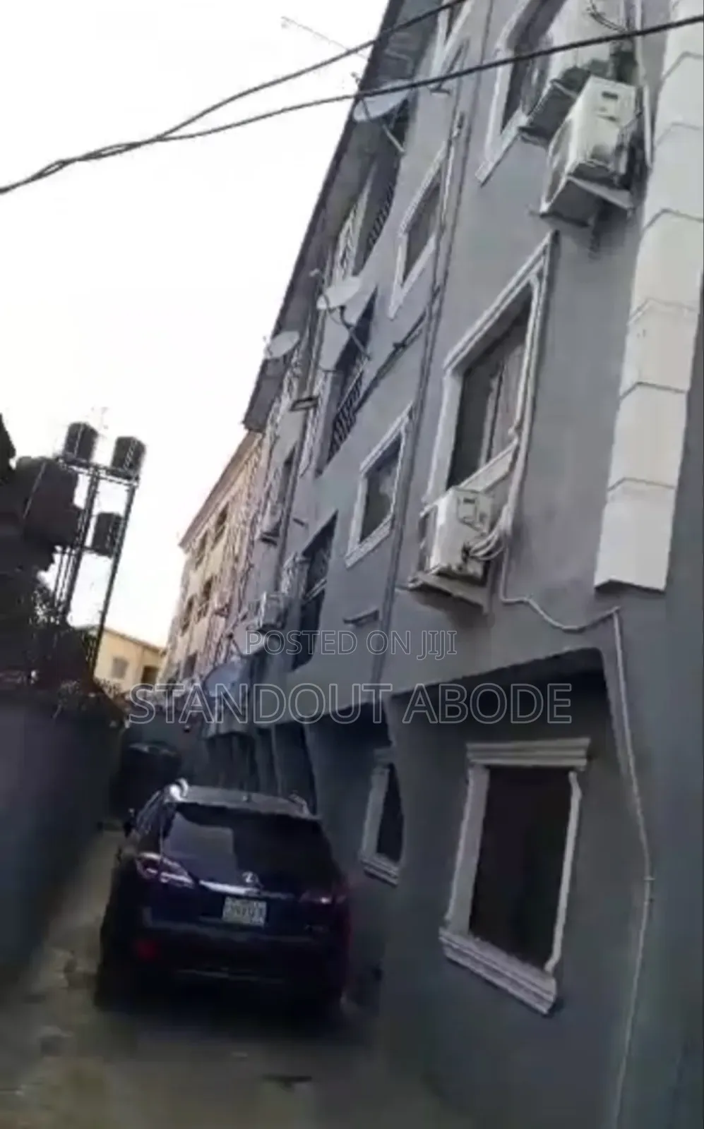 3bdrm Block of Flats in In Good Location, Aguda / Surulere for sale