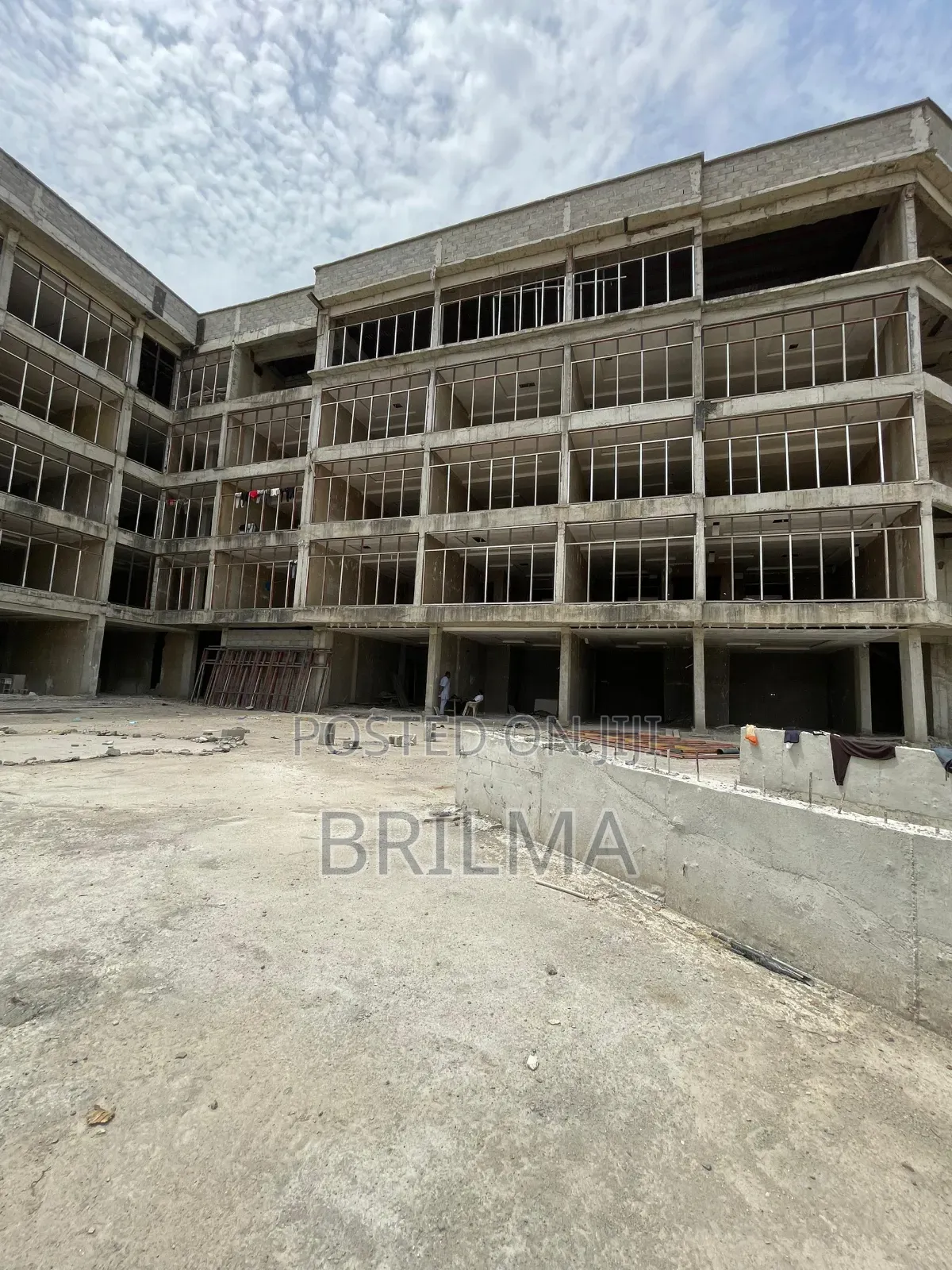 Shop Space in Wuse/Zone 4 for Sale