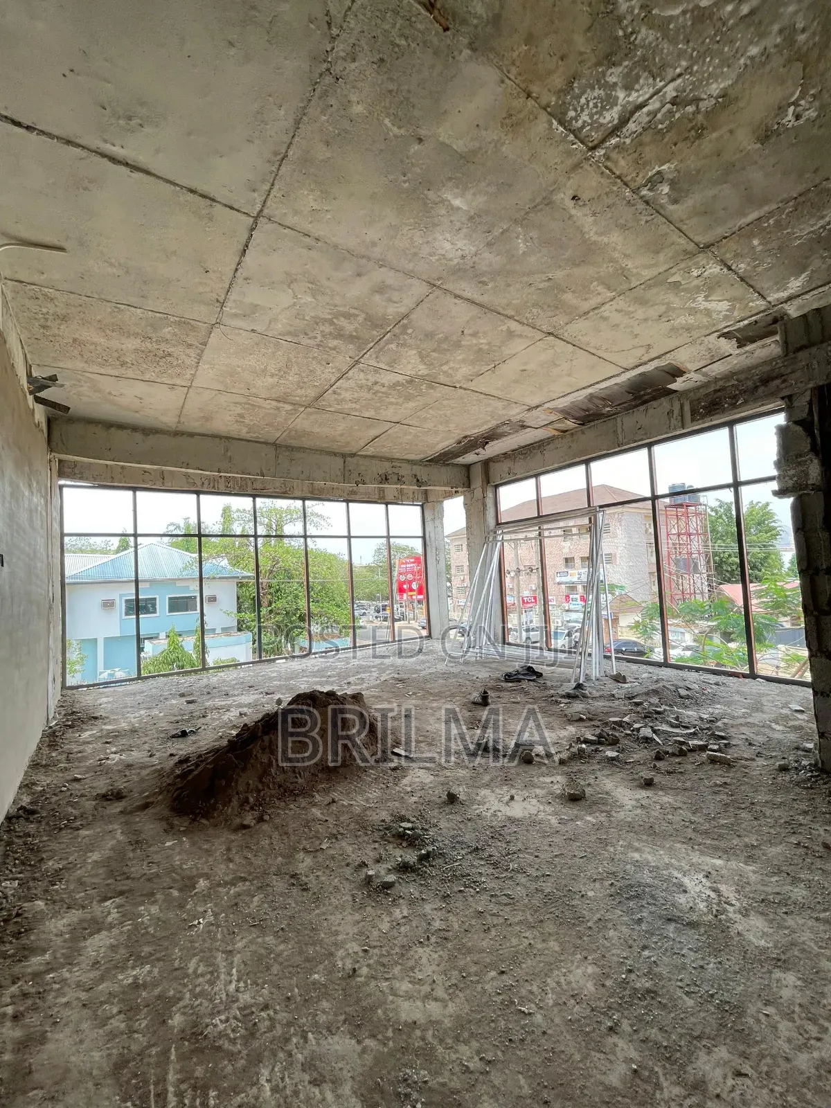 Shop Space in Wuse/Zone 4 for Sale