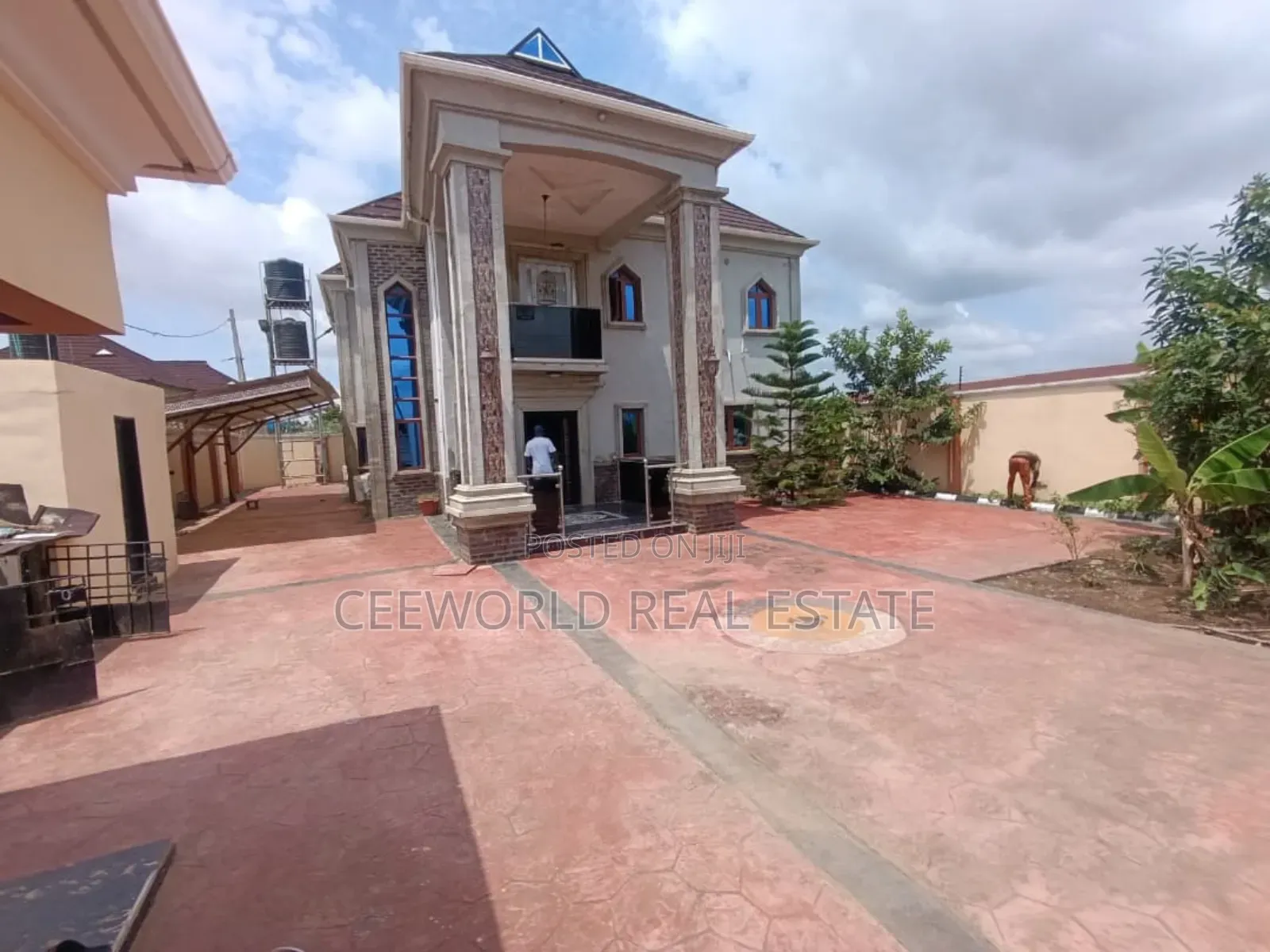 Furnished 4bdrm Duplex in Agara Estate, Akala Express for sale