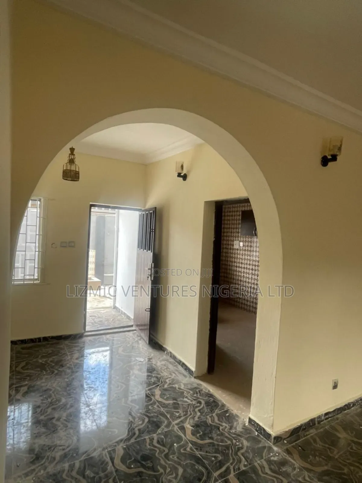 Furnished 3bdrm Apartment in Akesan, Igando / Ikotun/Igando for rent