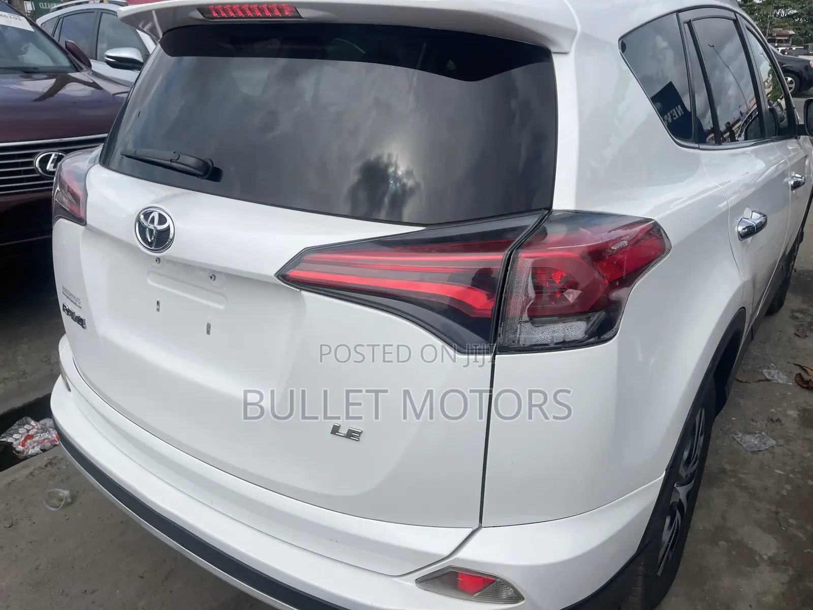 Toyota RAV4 Limited AWD (2.5L 4cyl 6A) 2016 White