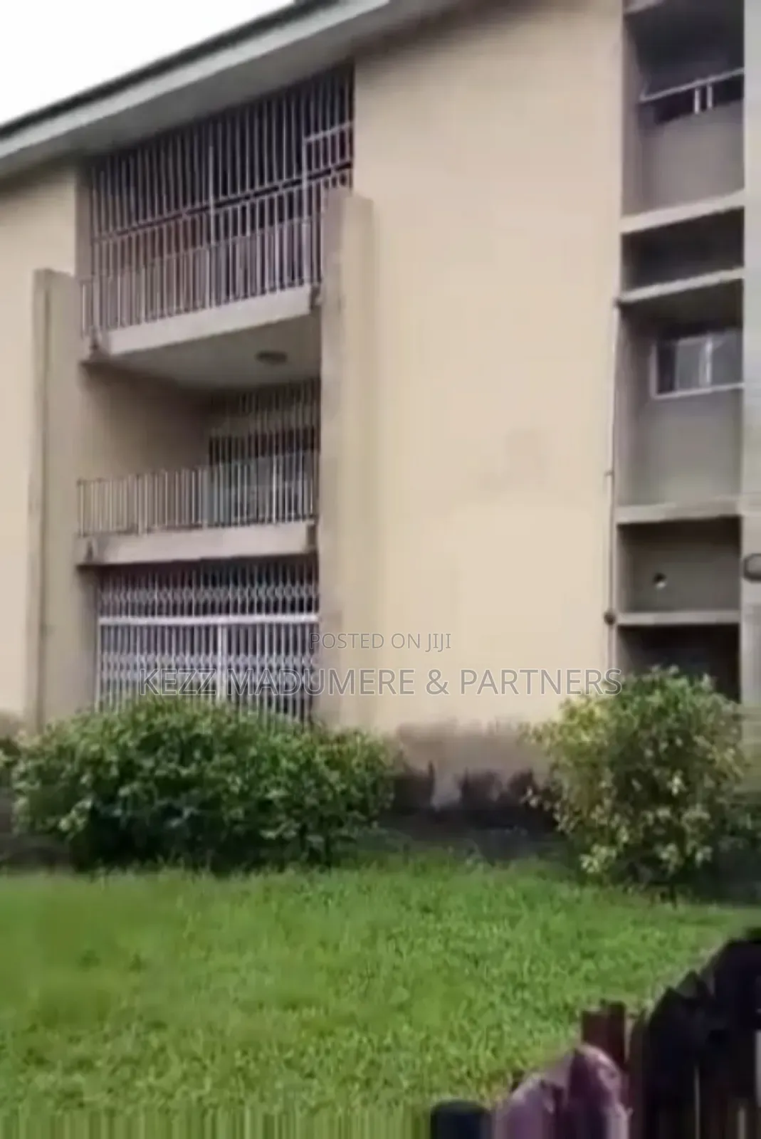 For Sale : 16 1⁄2 Plots at New Gra Phase 2, Ph