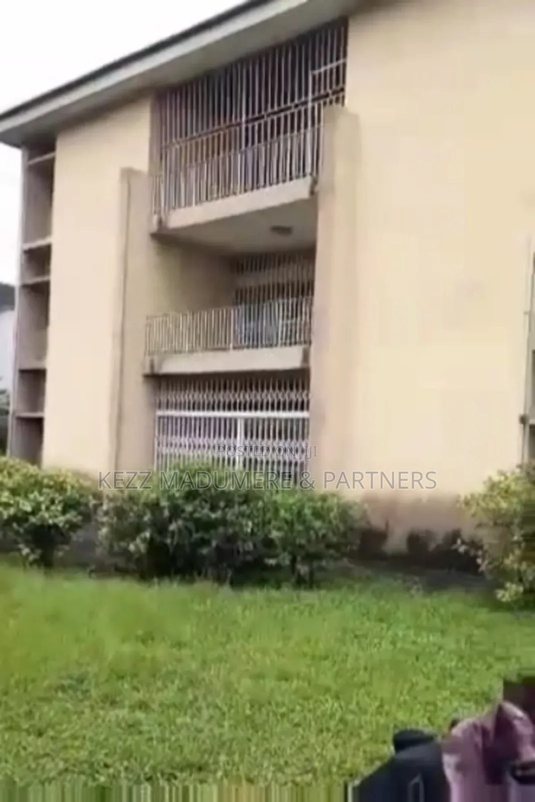 For Sale : 16 1⁄2 Plots at New Gra Phase 2, Ph